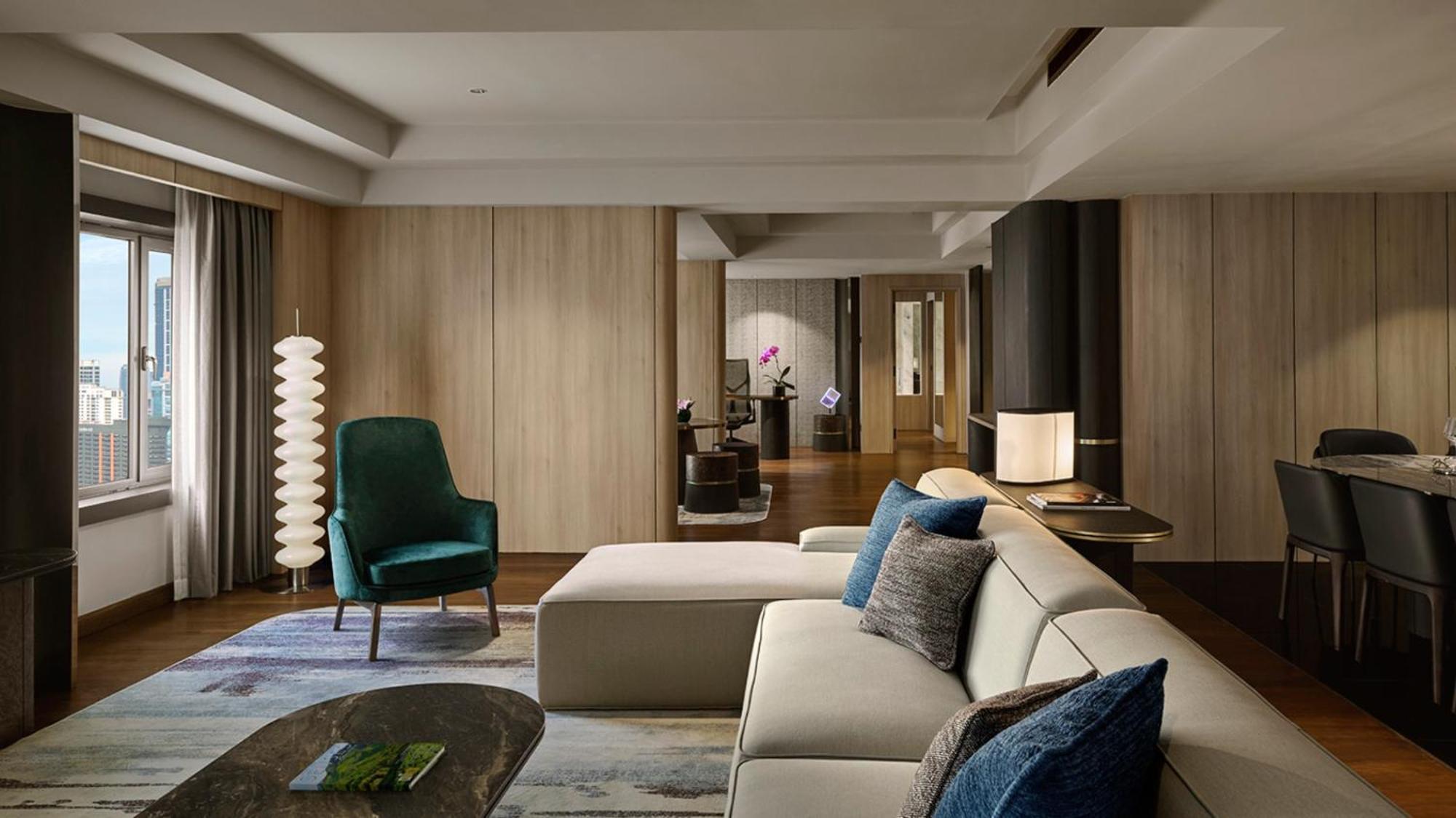 PARKROYAL COLLECTION Suite King